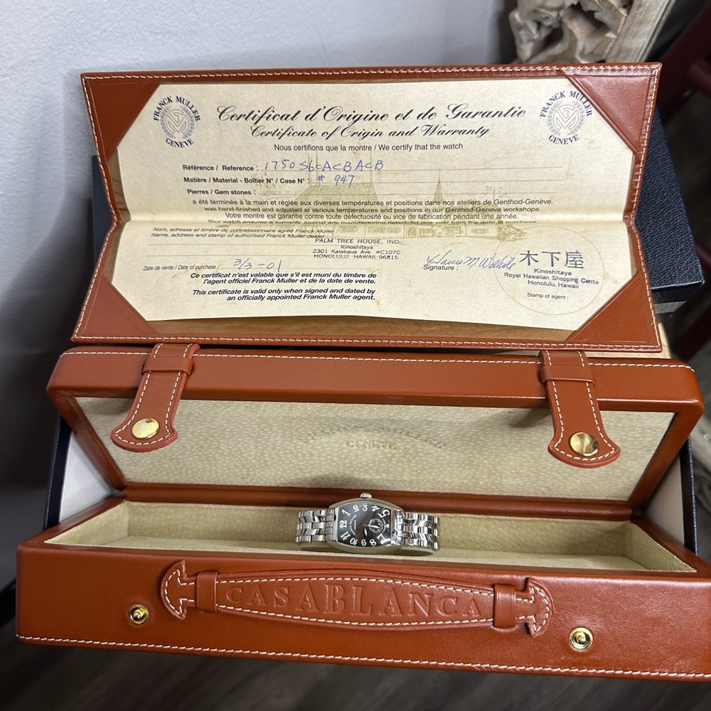 Pre-Owned Casablanca Silver and Black Watch with Leather Case